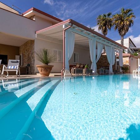 Villa Zamia Con Piscina Санта-Мария-дель-Фокалло Экстерьер фото